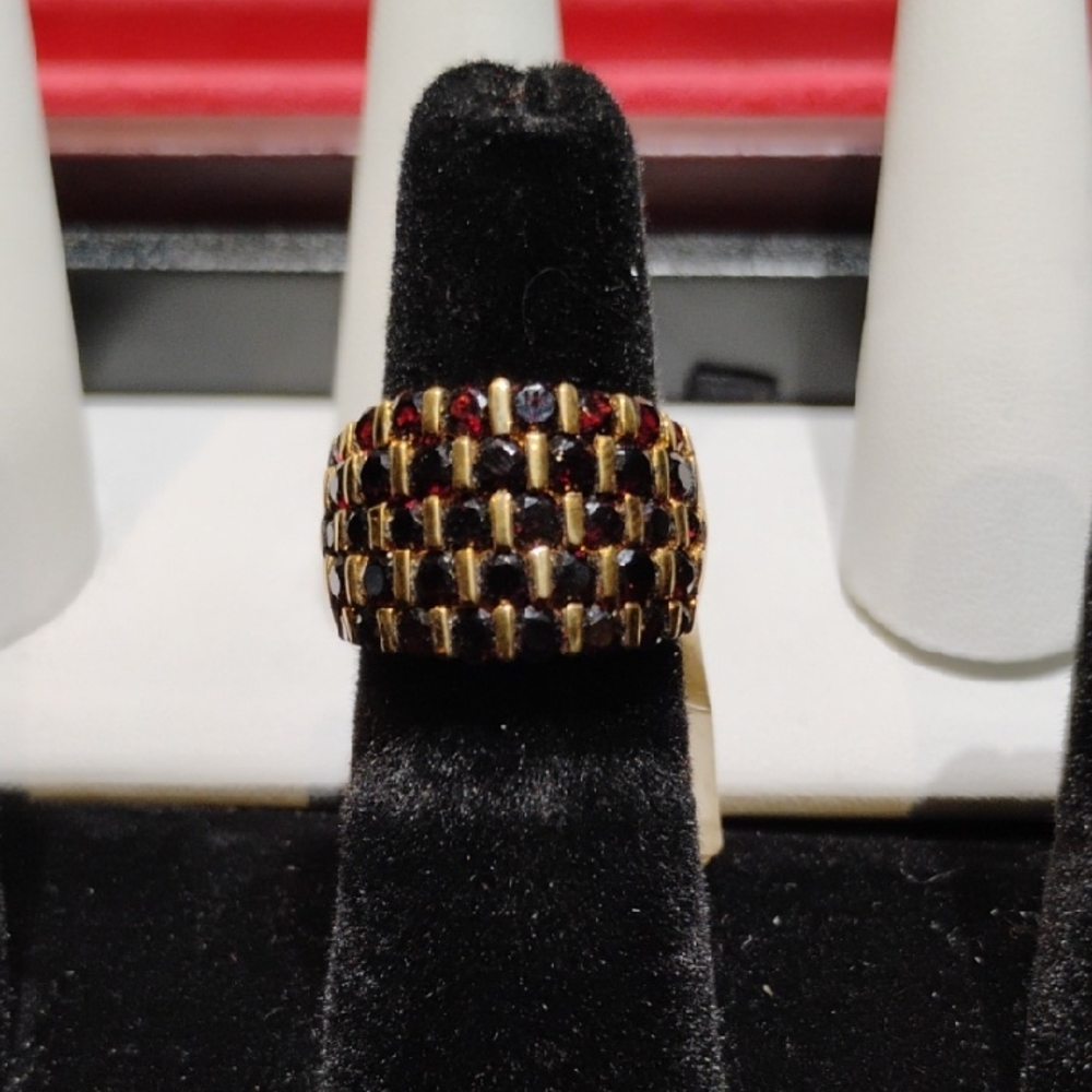 Harold Trujillo sterling silver garnet ring NWT